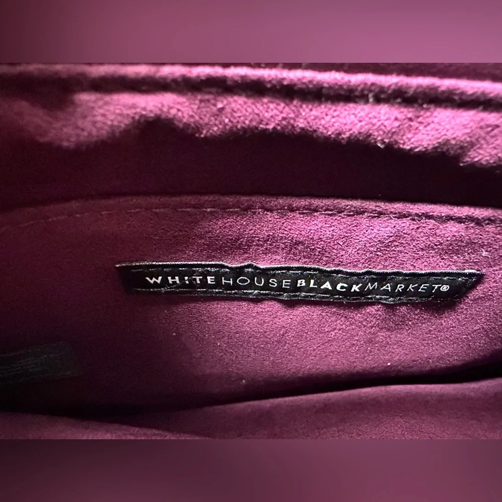 White House Black Market Real Suede Faux Leather Clutch Bright Purple BNWT - Picture 3 of 10
